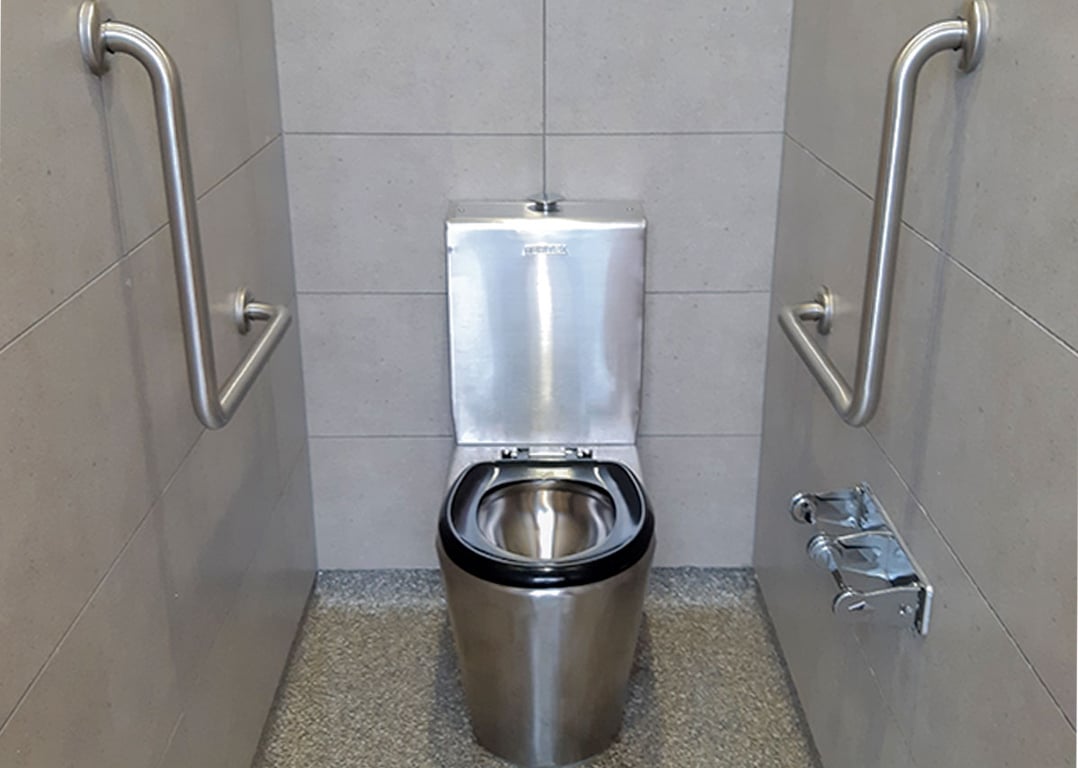 4eglar-template.jpg Image of ToiletSuite WallFaced Britex Centurion