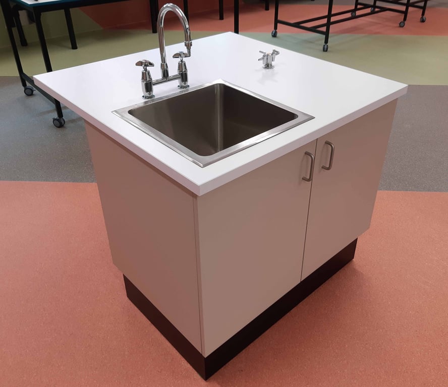 LB4_2.jpg Image of Sink Laboratory Britex CustomSize