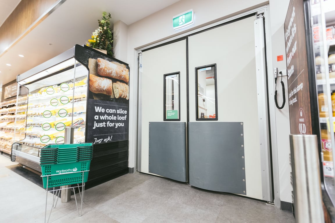 Coldshield_4500 Series_shopinstall.jpg Image of Door Swing Coldshield ThermalTraffic 4500Series Double