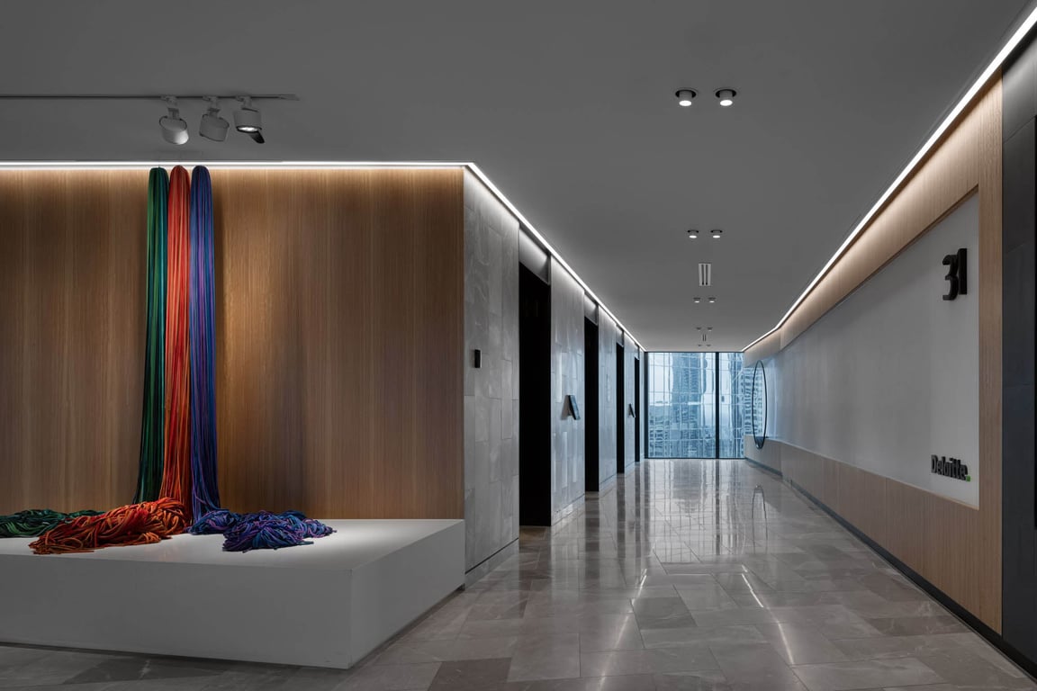 SLIM-TRIM-REC-Deloitte-045A1846.jpeg Image of Lighting CeilingRecessed Darkon TRIM RADII REC
