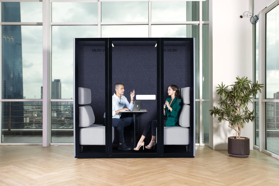 europlan_refresh_d_pod_commercial_insitu.jpg Image of Booth Meeting Europlan Refresh D-Pod 2-0