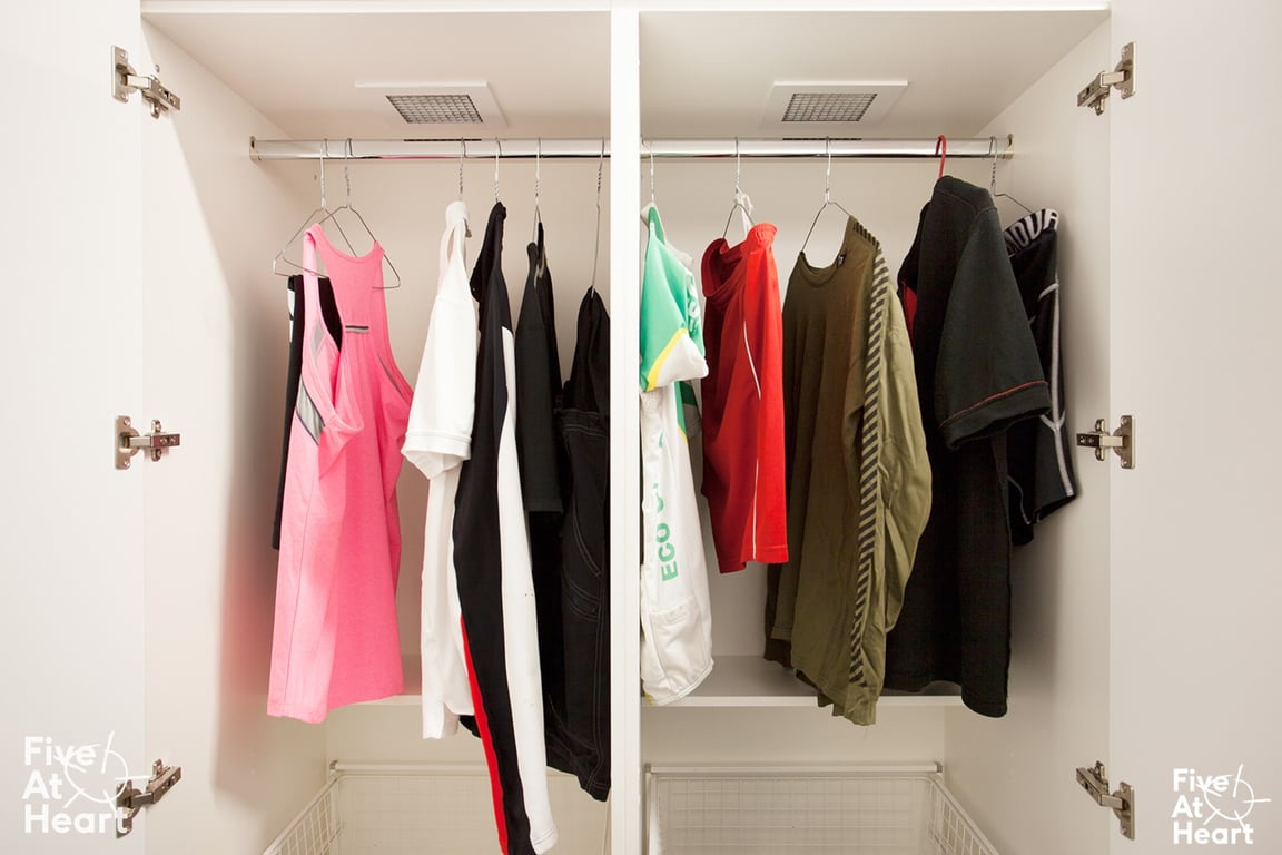 FiveAtHeart_AiringStation_1.jpg Image of Locker ChangeRoom FiveAtHeart AiringStation