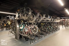 FiveAtHeart_ArcDoubleSidedStaggered_2.png Image of Rack Bicycle FiveAtHeart Arc DoubleSided Staggered