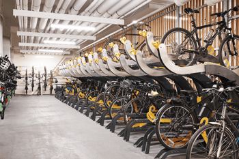 FiveAtHeart_ArcSingleSided_Staggered_3.png Image of Rack Bicycle FiveAtHeart Arc SingleSided Staggered