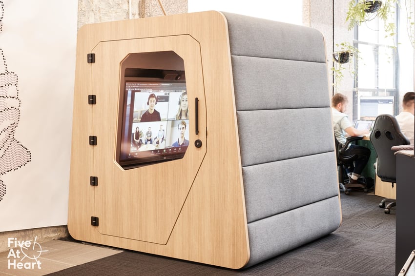 FiveAtHeart_FiveAtHeart_3.jpg Image of FiveAtHeart VirtualShowroom