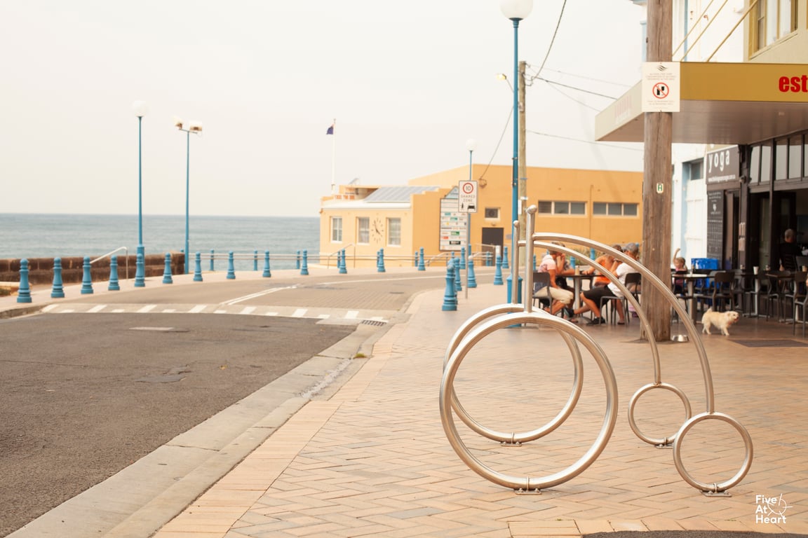 FiveAtHeart_PennyFarthing_3.jpg Image of Rack Bicycle FiveAtHeart PennyFarthing