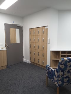 20180522_170505.jpg Image of Locker Laminate IntraSpace Traditional 5Door