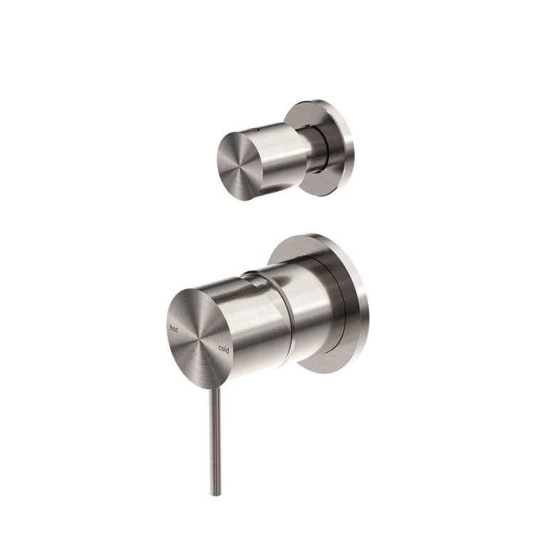 Nero_Mecca Shower Mixer With Divertor Separate Back Plate_NR221911SBN.png Image of MixerTap Diverter Nero Mecca Split