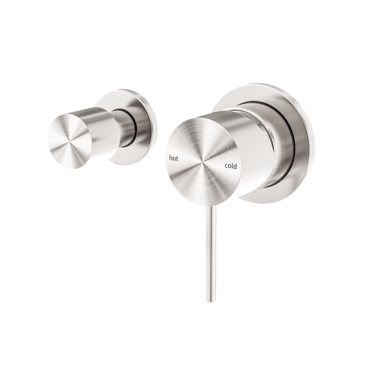 Nero_Mecca Shower Mixer With Horizontal 2 Way Divertor_NR221911uBN.png Image of MixerTap Diverter Nero Mecca Horizontal