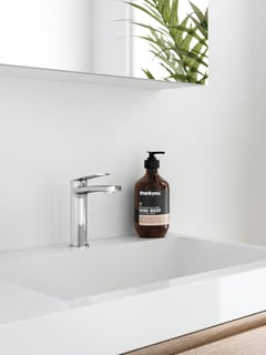 115-7700-00 Phoenix Mekko Basin Mixer Hero RGB.jpg Image of Mixer Basin Phoenix Mekko