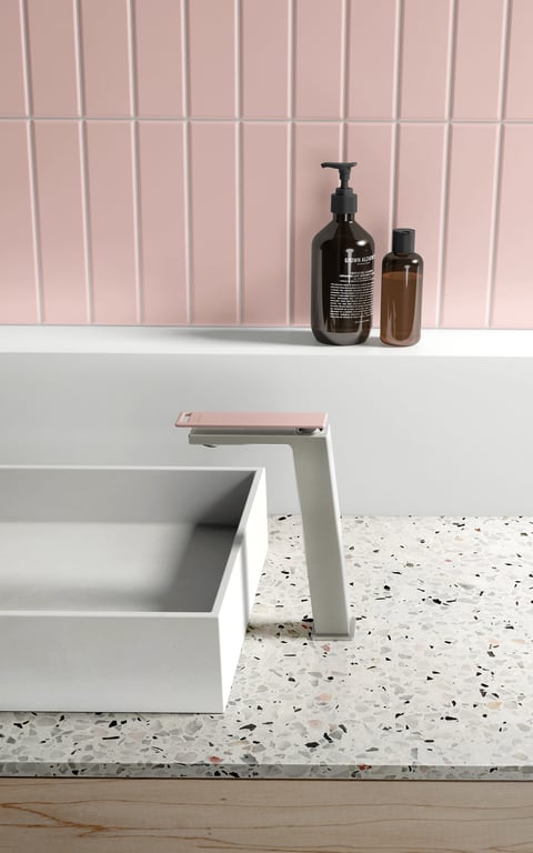 116-7903-40 Phoenix Zimi Vessel Mixer Hero 2 RGB.jpg Image of Mixer Vessel Phoenix Zimi