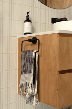 RA893MB Phoenix Radii Hand Towel Holder Round Plate Hero RGB.jpg Image of TowelHolder Hand Phoenix Radii RoundPlate